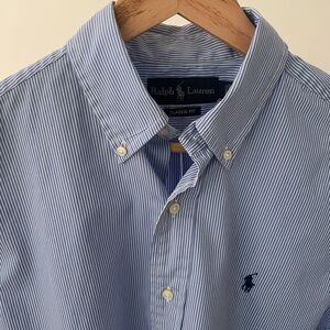 Ralph Lauren Men’s Blue Short Sleeve  Button Down Shirt - Size Medium
